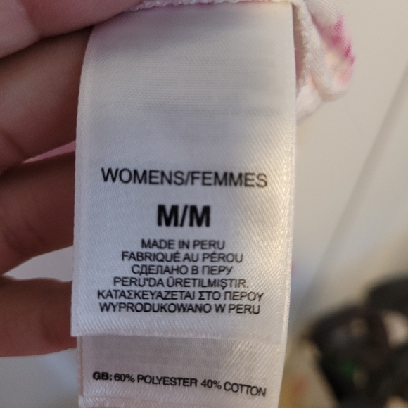 North Face  tshirt size M - Picture 4 of 4